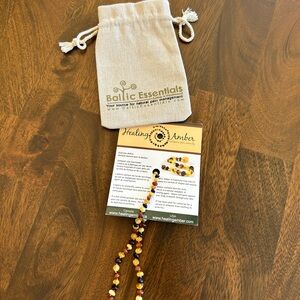 Baltic Essentials Amber teething necklace for infants/toddlers (raw form)